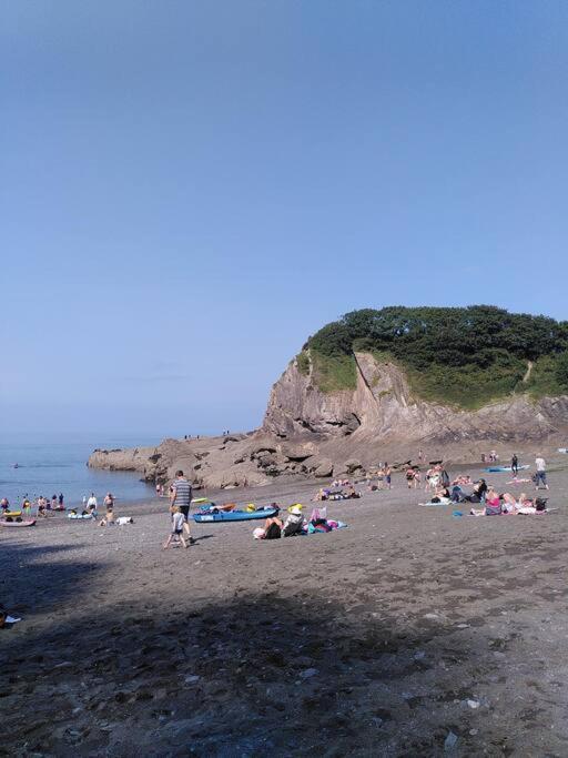 Апартаменти The Tempest, Sea Views, Coastal & Rural Walks. Ілфракомб Екстер'єр фото